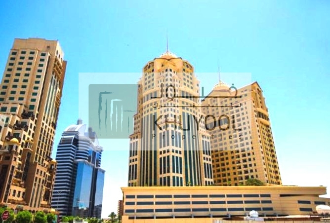 Must See 1 Bedroom + Balcony In Palace Tower With Great Return Of Investment