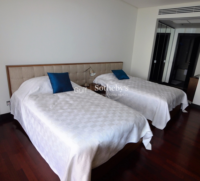 Vacant Fully Furnished 2bd In High Floor 