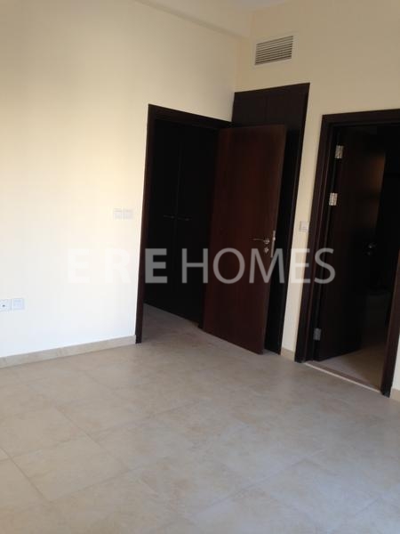 Inner Circle, Clossed Kitchen And Ready To Move Up To 4 Cheques-Al Thamam-Remraam Er-R-11002