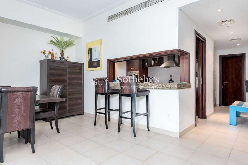 The Best Furnished 2 Bedroom In Oceana Residence Palm Jumeirah Er R 10560