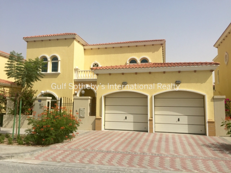 Legacy Style Four Bed Villa With Pool