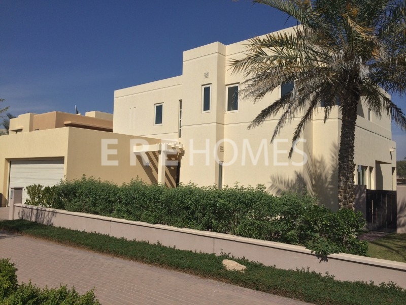 Immaculate,1e Villa, Al Reem, 3 Bed, Family Room, Study And Maids Er R 8686