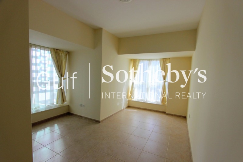 Beautiful End Type Townhouse With Four Bedrooms Er S 5208