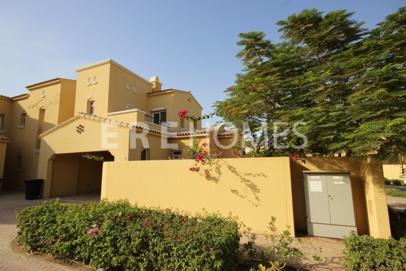 Immaculate, Palmera A Type, 3 Bedrooms, Family And Maids Er R 8366