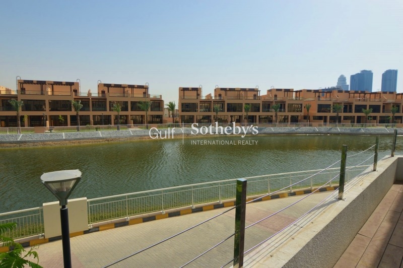Upgraded 2 Bed Lake View In Jumeirah Heights