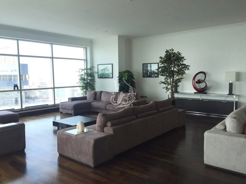 5br Upgraded Furnished Penthouse In Marina Heights