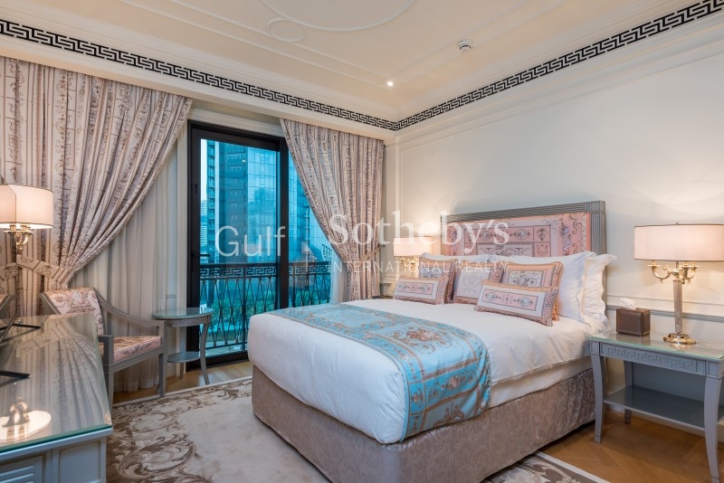 Amazing Fully Furnished Gallery View Signature For Rent Er R 11379