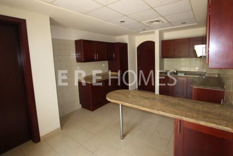 3 Bed Duplex In Cayan Tower With Panoramic Views Of Marina. Er S 4416 