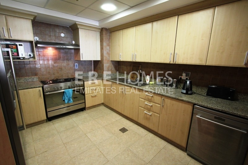 Exclusive Full Sea View Mid Floor Fully Furnished Type F Apartment, Shoreline, Palm Jumeirah Ers 2370