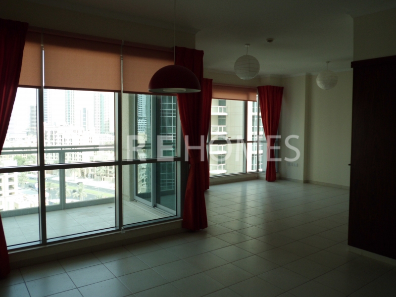 Well Priced 3 Bed, The Residences 8, Downtown Aed 270,000 Er R 14061