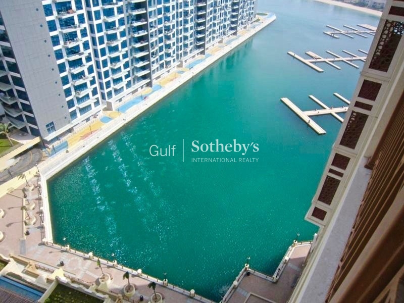 One Bedroom-Cayan Tower-Marina View