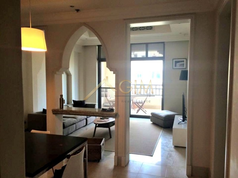 Fully Furnished One Bedroom At Tajer in Old Town For Rent