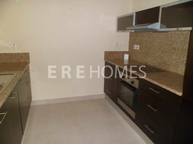Marina Quays Emaar, 1 Bed, Marina And Yatch Club View, 110,000 Aed, Err3963