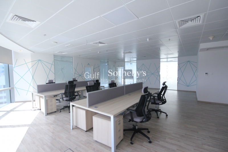 Beautiful Spacious Furnished Office Difc