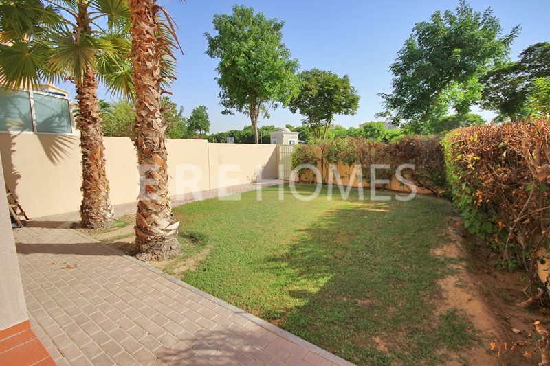 Large 2 Bed, High Floor, Lofts East, Downtown 155,000 Aed Er R 13120