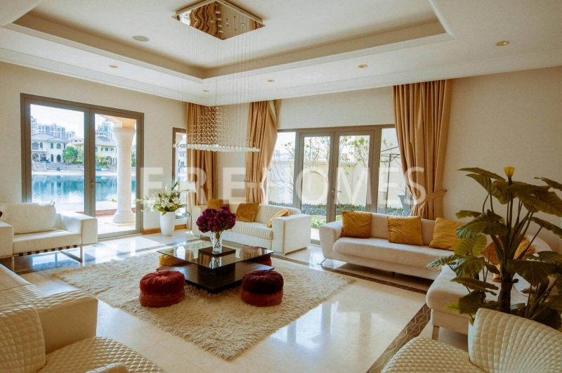 Villa Of The Week-Upgraded, Fully Furnished Grand Foyer To Rent On The Palm Jumierah Er-R-10328