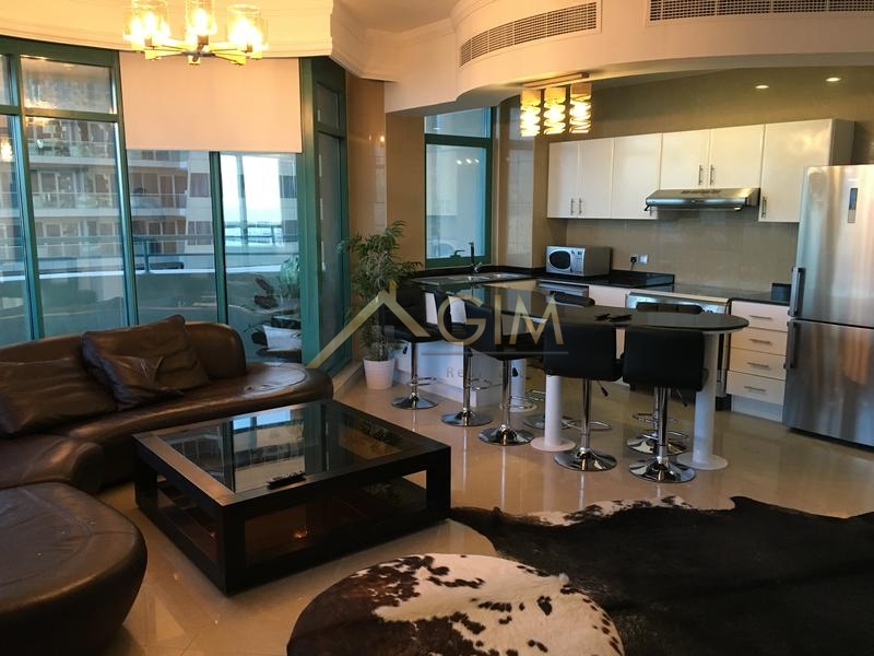 2 and 1/2 bed for rent in Marina Crown, Dubai Marina, Palm sea view 