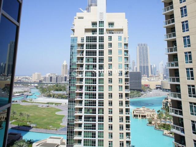 Apartment Overlooking Burj Khalifa