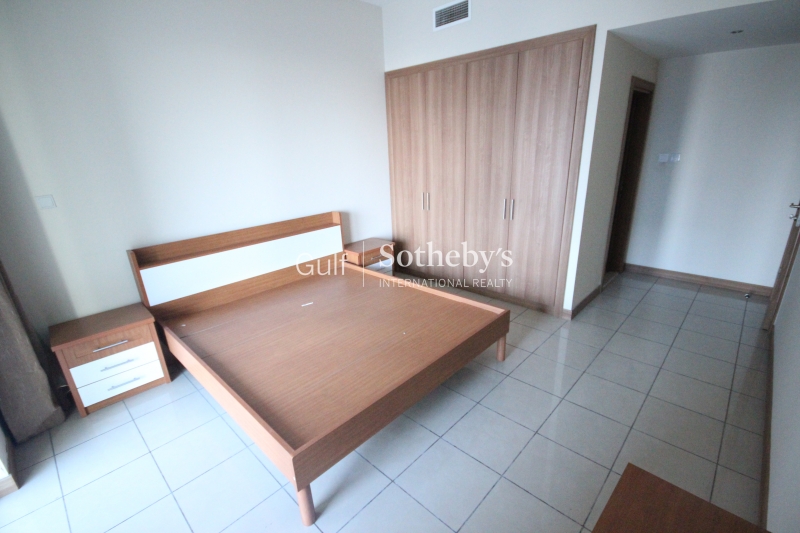 Al Reem 3, 2e, 3 Bed Plus Maids Family And Study Rooms, Corner Lake View-Vacant. Er-R-10801