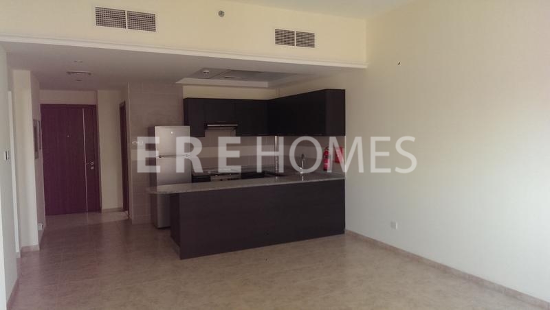 Spacious Two Bedroom Apartment In Imperial Residence Er R 15535