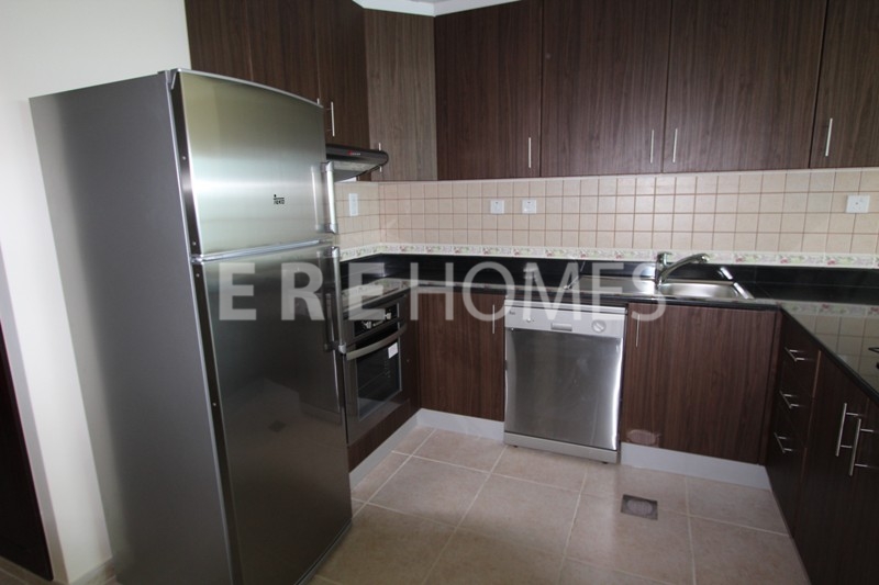 Elite Residence, One Bed, Full Sea View, Walk In Wardrobe, 2 Bathrooms, Full Sea And Palm View, 120,000 Er-R-11614