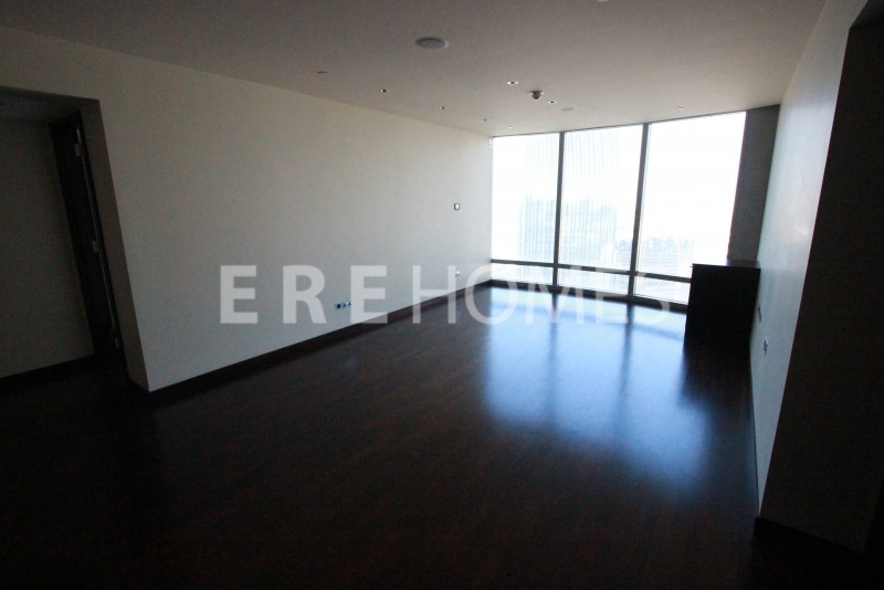 Brand New, Perfect Condition 2 Bedroom With Study In Burj Khalifa Er R 7550 