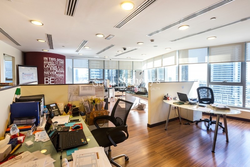 Exclusive Fitted Office In Platinum Tower