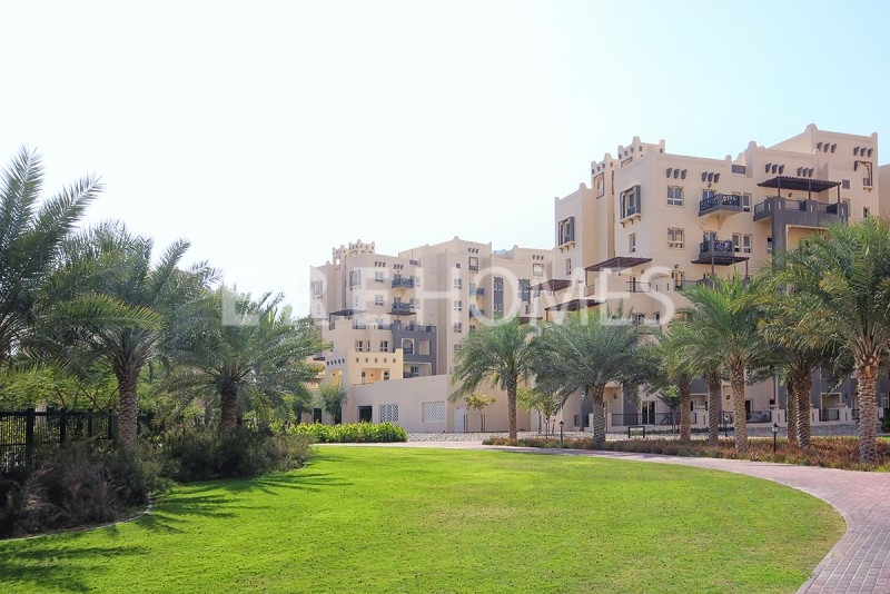 Best Price! 1 Bedroom Apartment With Large Terrace! Available Now 730k Er S 4791