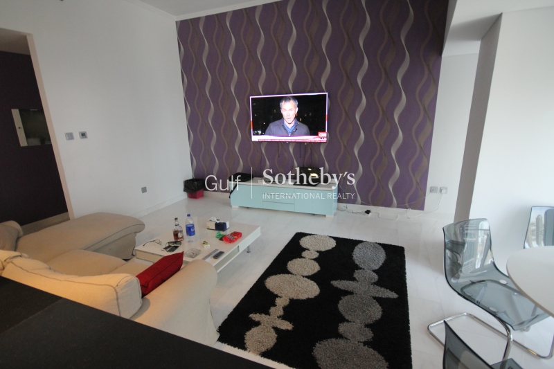 Upgraded Fully Furnished 2br Cayan Tower
