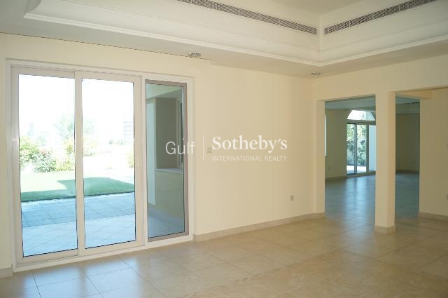 High Floor 1 Bed, Brand New, 29 Boulevard, Downtown-115,000 Aed Er R 12986